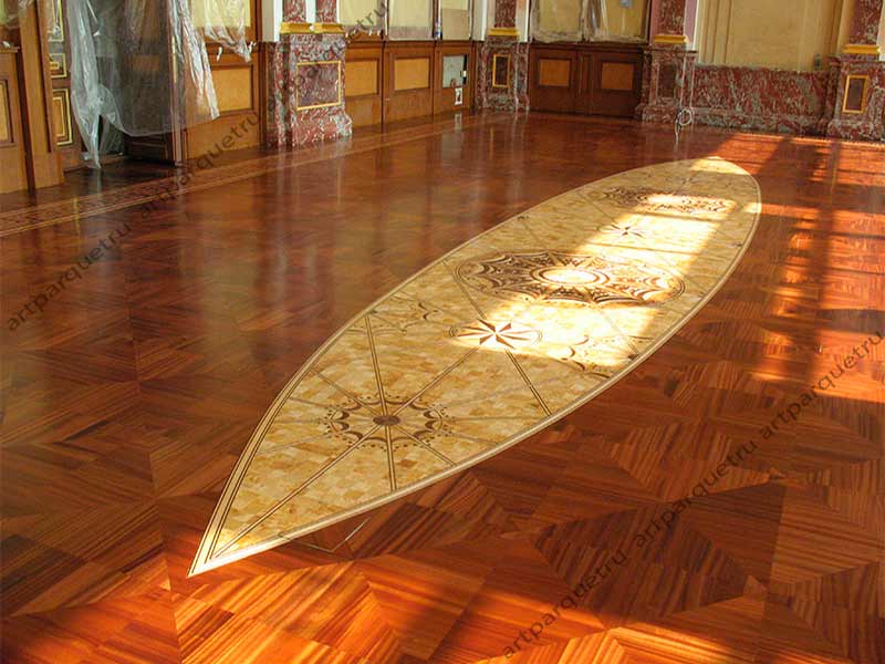 Sapelli parquet